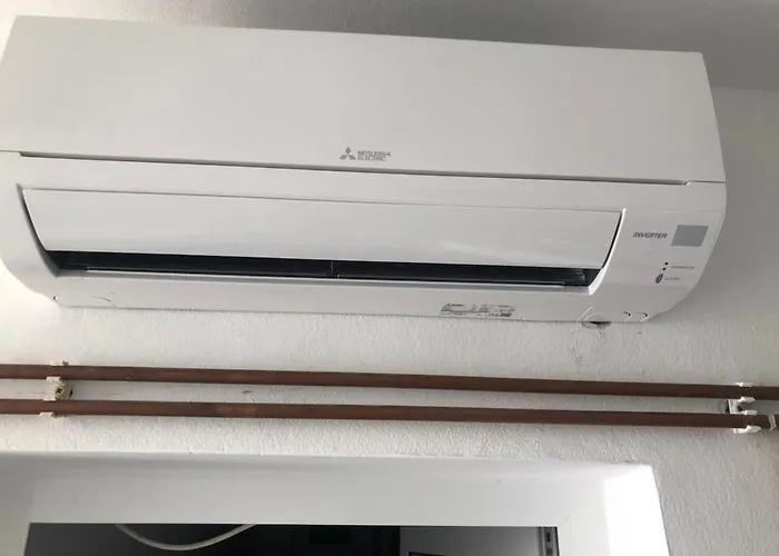 别墅 Beachfront Ksenija - 4 Bedrooms & Parking