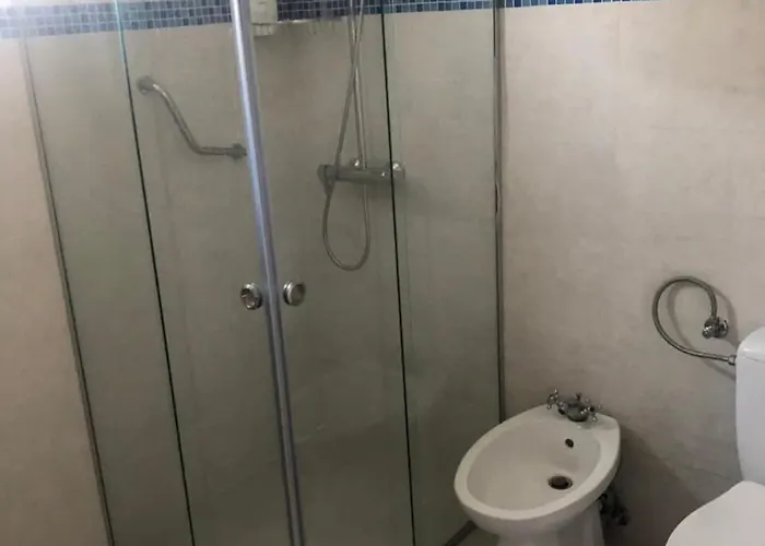 빌라 Beachfront Ksenija - 4 Bedrooms & Parking 비빈제