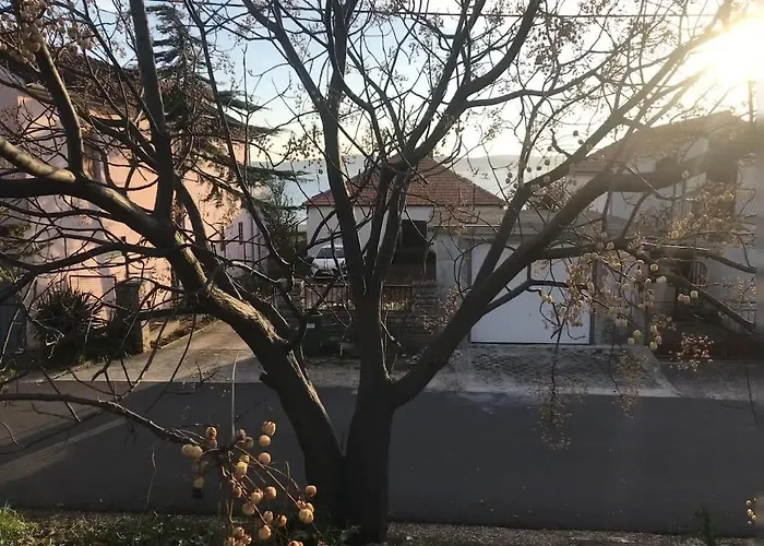 别墅 Beachfront Ksenija - 4 Bedrooms & Parking 比比涅